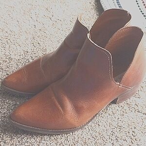 Steve Madden Booties 😍